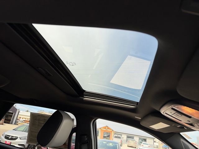 Used 2023 Dodge Durango GT image 24