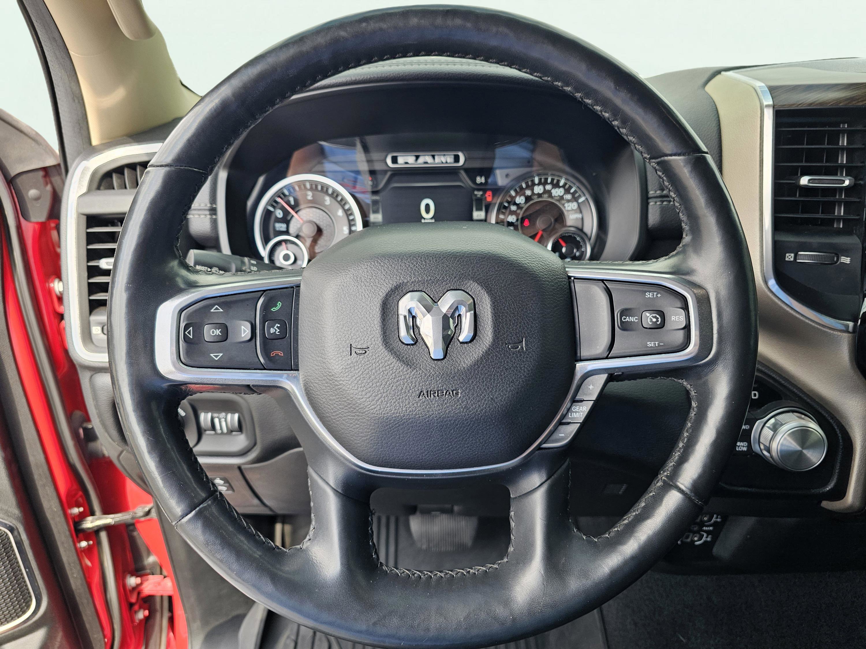 Used 2019 RAM 1500 Laramie AWD/4WD image 21