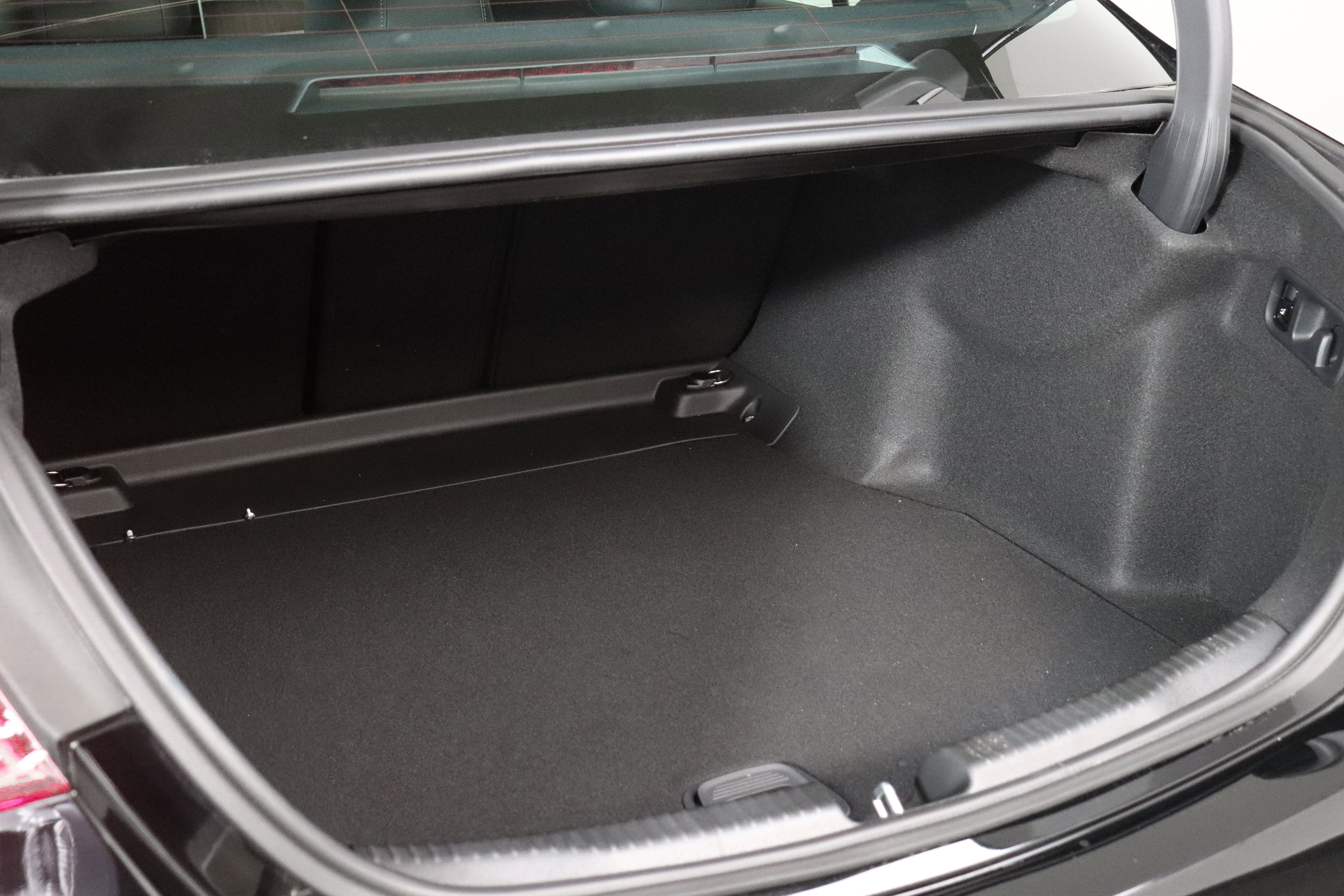 Used 2025 Mercedes-Benz C 300 4MATIC Sedan image 10