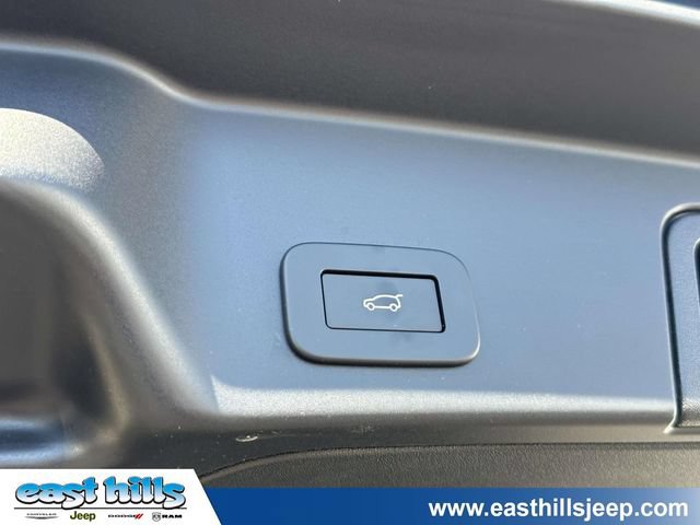 Used 2024 Land Rover Range Rover Evoque Dynamic SE AWD/4WD image 27