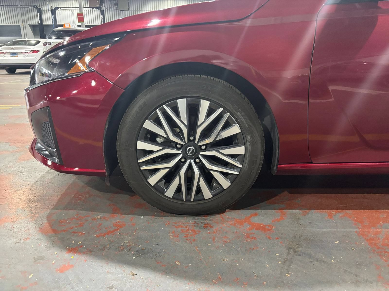 Used 2025 Nissan Altima 2.5 SV FWD image 24