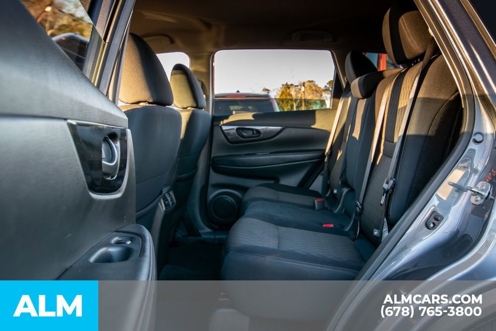 Used 2020 Nissan Rogue S image 9