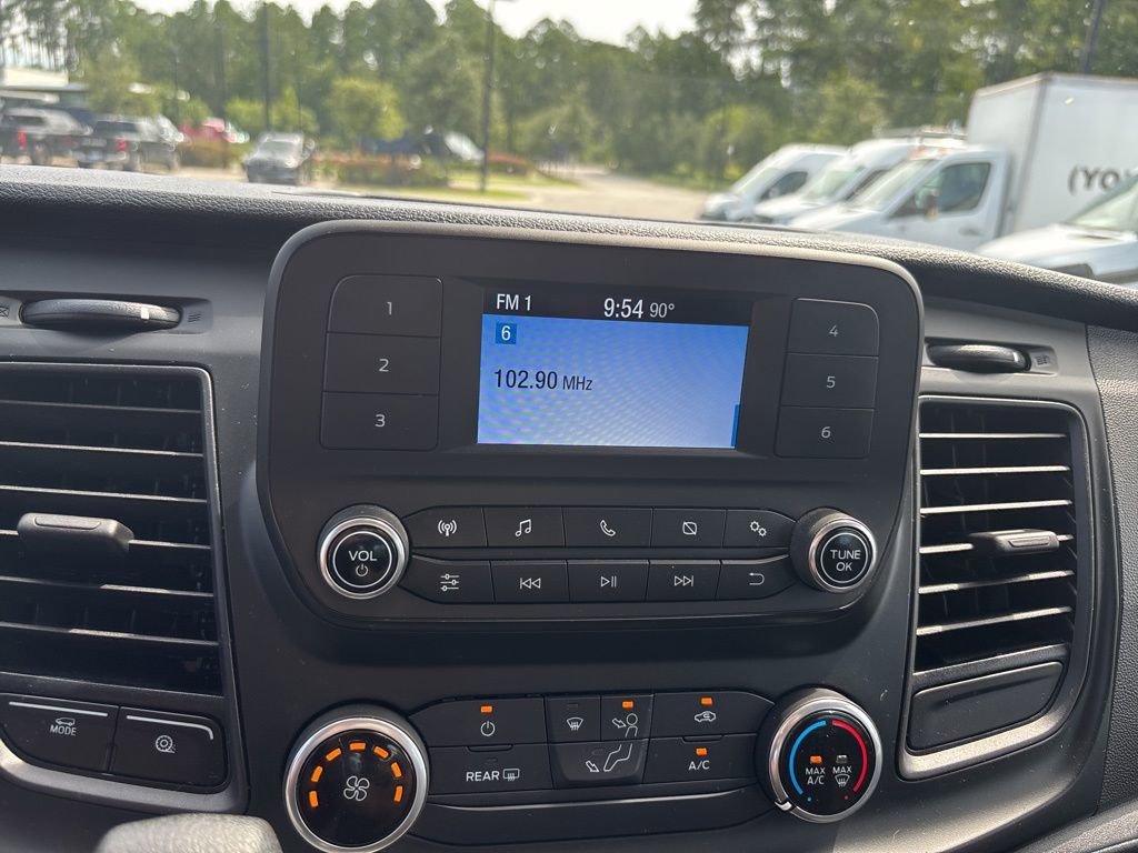 Used 2024 Ford Transit 150 Low Roof RWD image 42