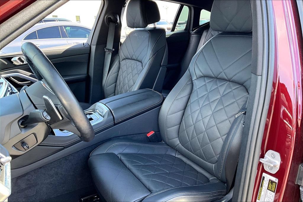 Certified 2025 BMW X6 xDrive40i AWD/4WD image 18