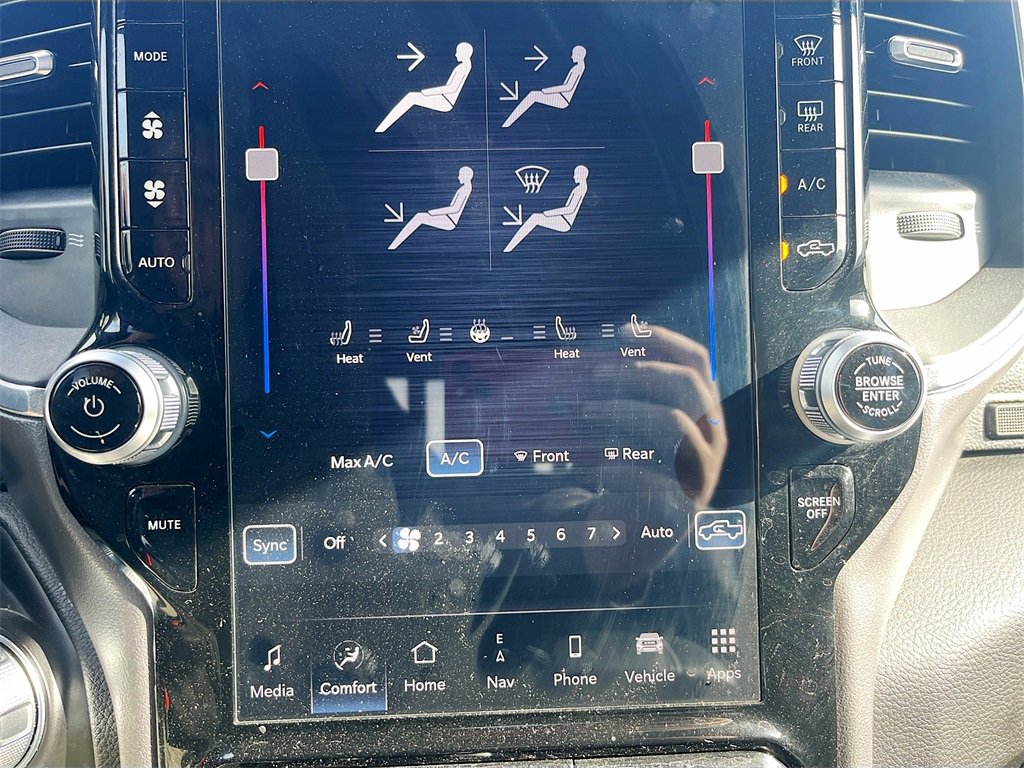 Used 2023 RAM 1500 Laramie image 21