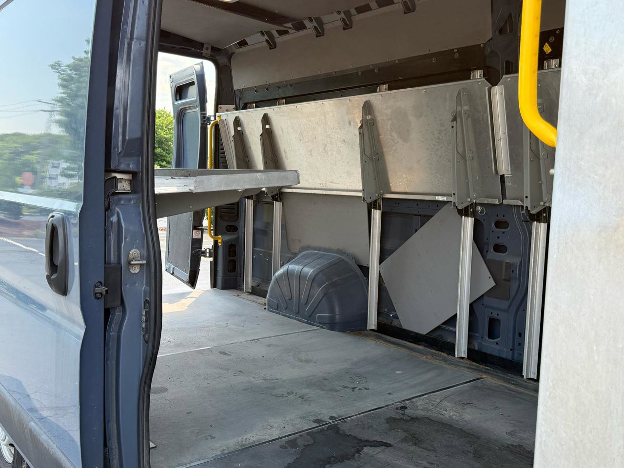Used 2020 RAM ProMaster 3500 FWD image 11