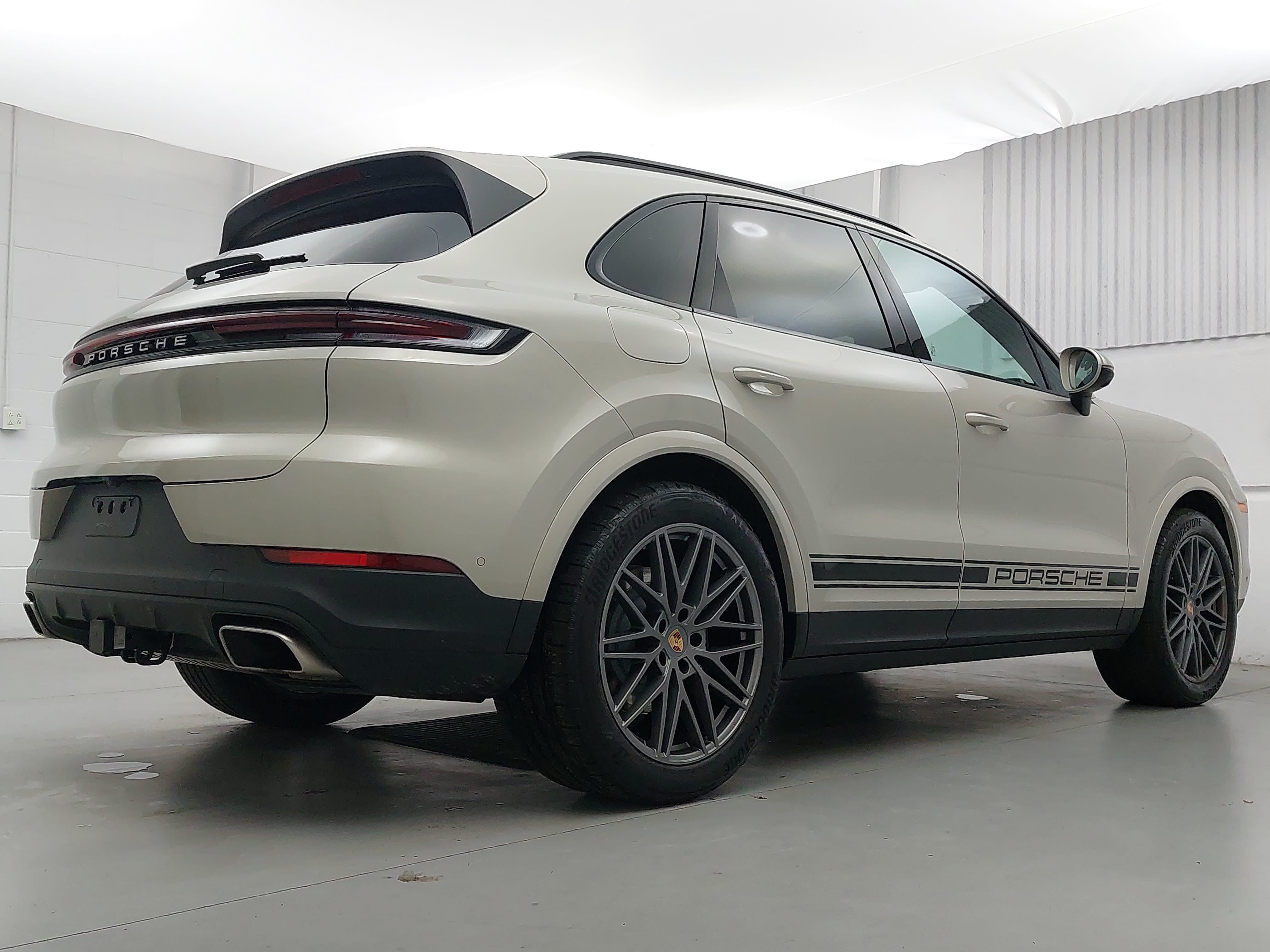 Certified 2026 Porsche Cayenne AWD/4WD image 7