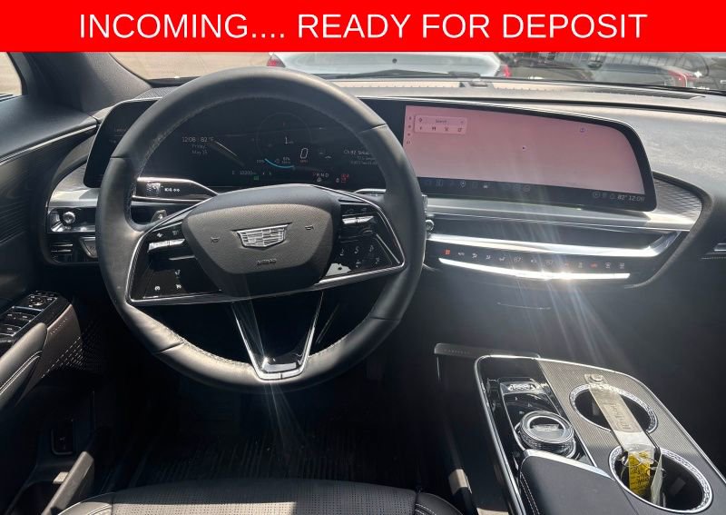 Used 2024 Cadillac Lyriq Luxury w/ LPO, Floor Liner Package AWD/4WD image 5