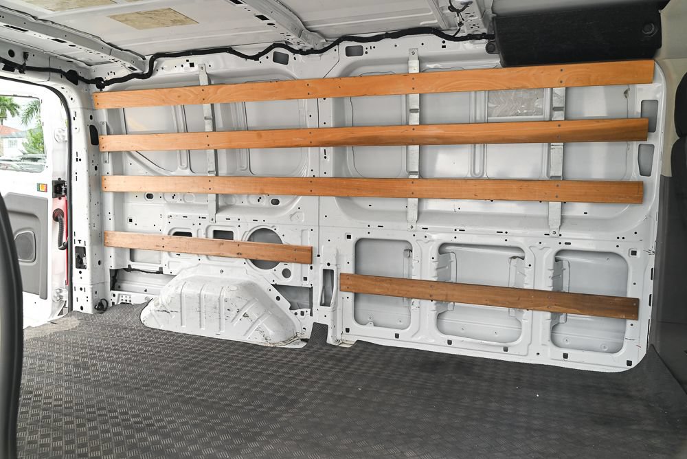 Used 2022 Ford Transit 250 Low Roof w/ Exterior Upgrade Package RWD image 8