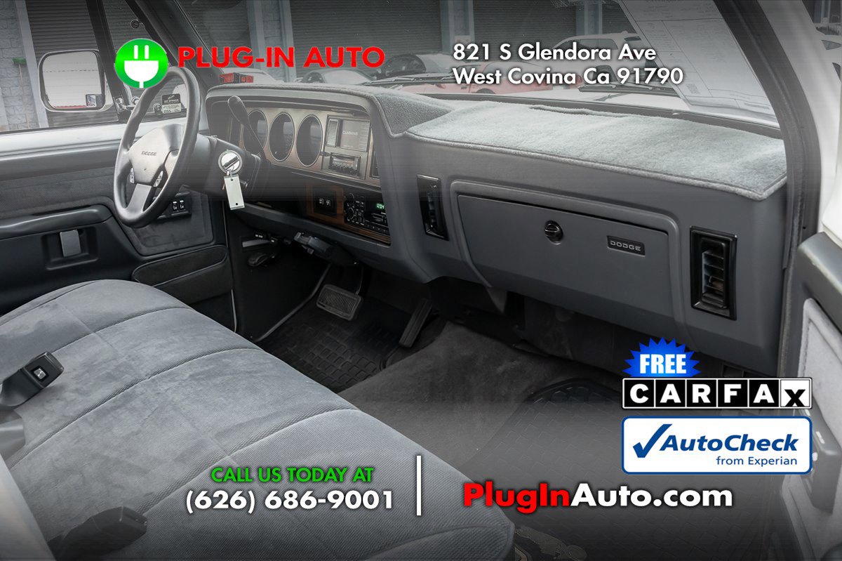 Used 1992 Dodge D/W Truck 250 image 13