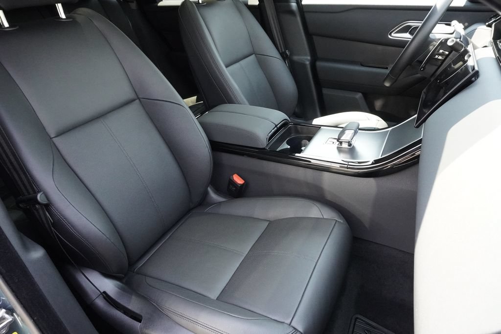 Used 2026 Land Rover Range Rover Velar S AWD/4WD image 24