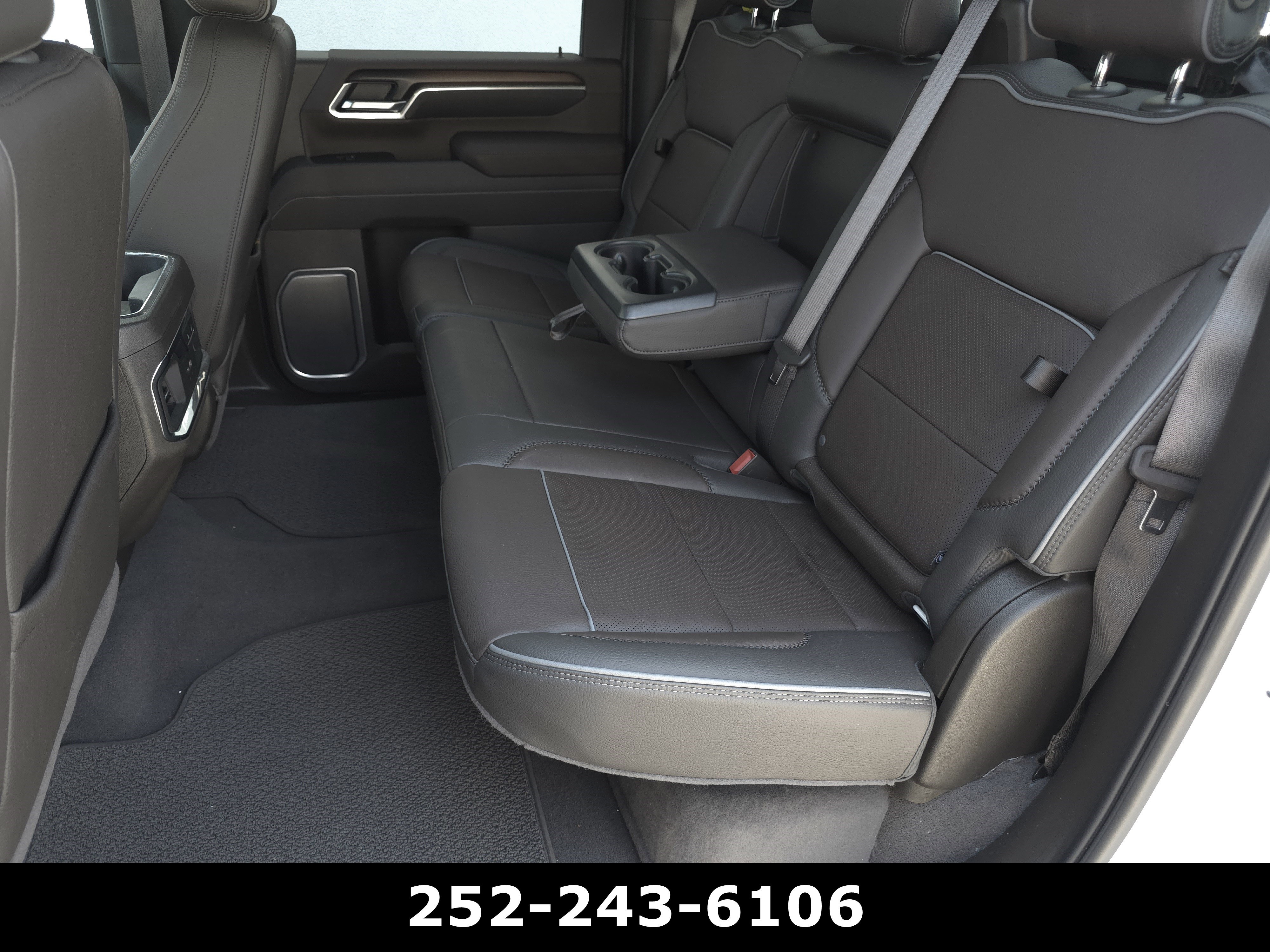 Used 2025 GMC Sierra 2500 Denali w/ Denali Reserve Package image 23