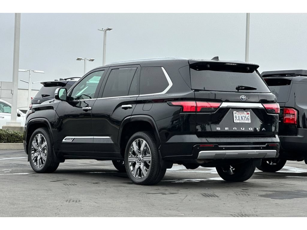 Used 2024 Toyota Sequoia Capstone AWD/4WD image 6