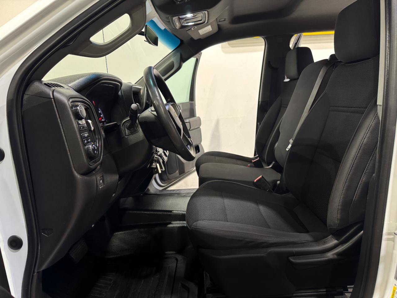 Used 2022 Chevrolet Silverado 2500 W/T w/ WT Convenience Package AWD/4WD image 11