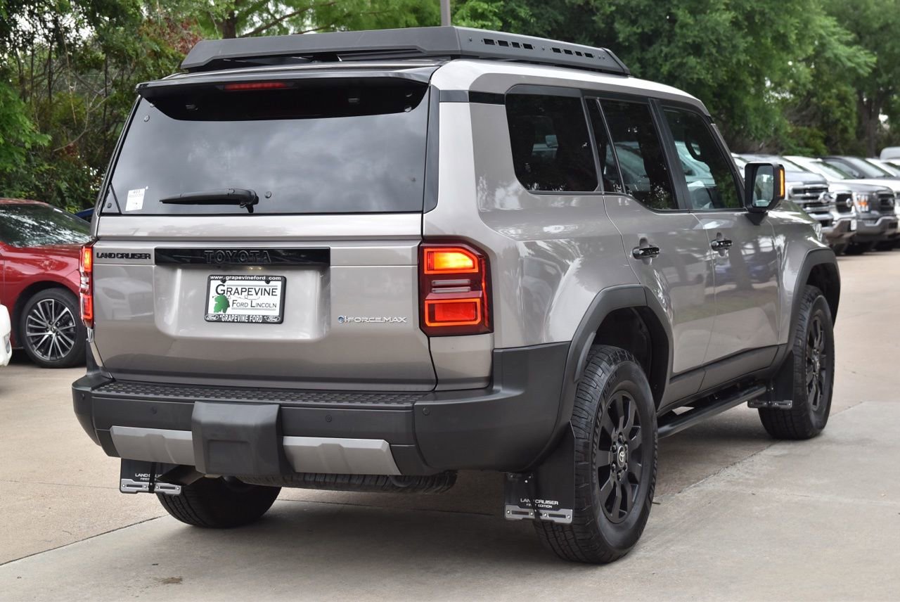Used 2024 Toyota Land Cruiser image 8