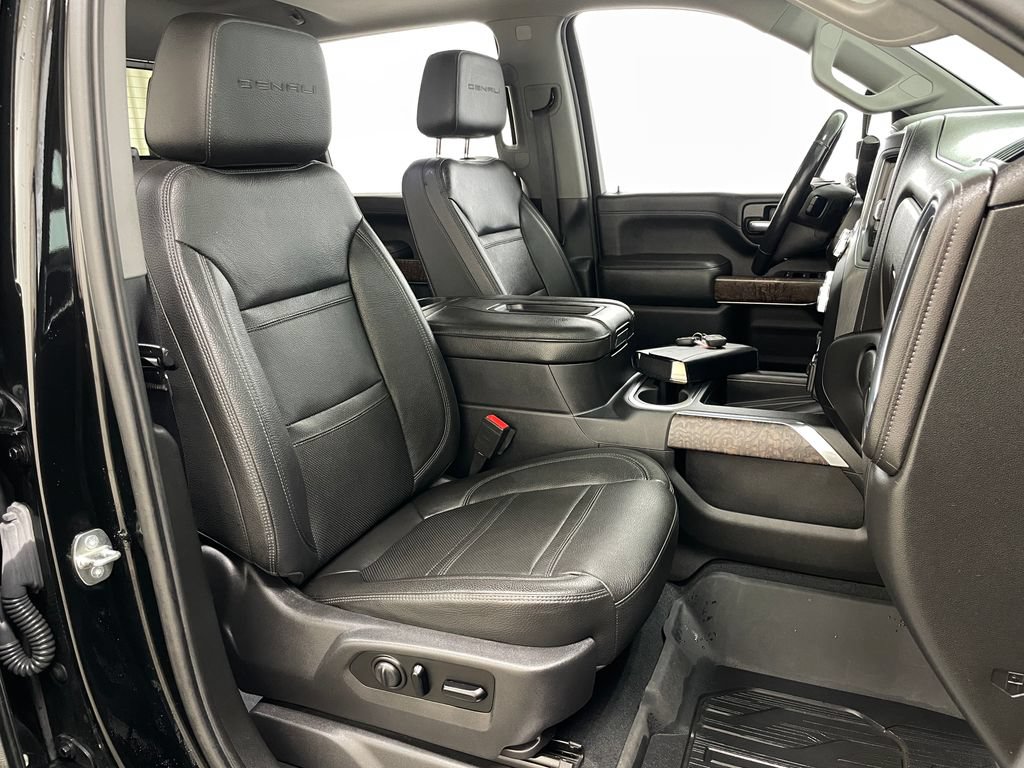 Certified 2020 GMC Sierra 2500 Denali w/ Denali Ultimate Package AWD/4WD image 43