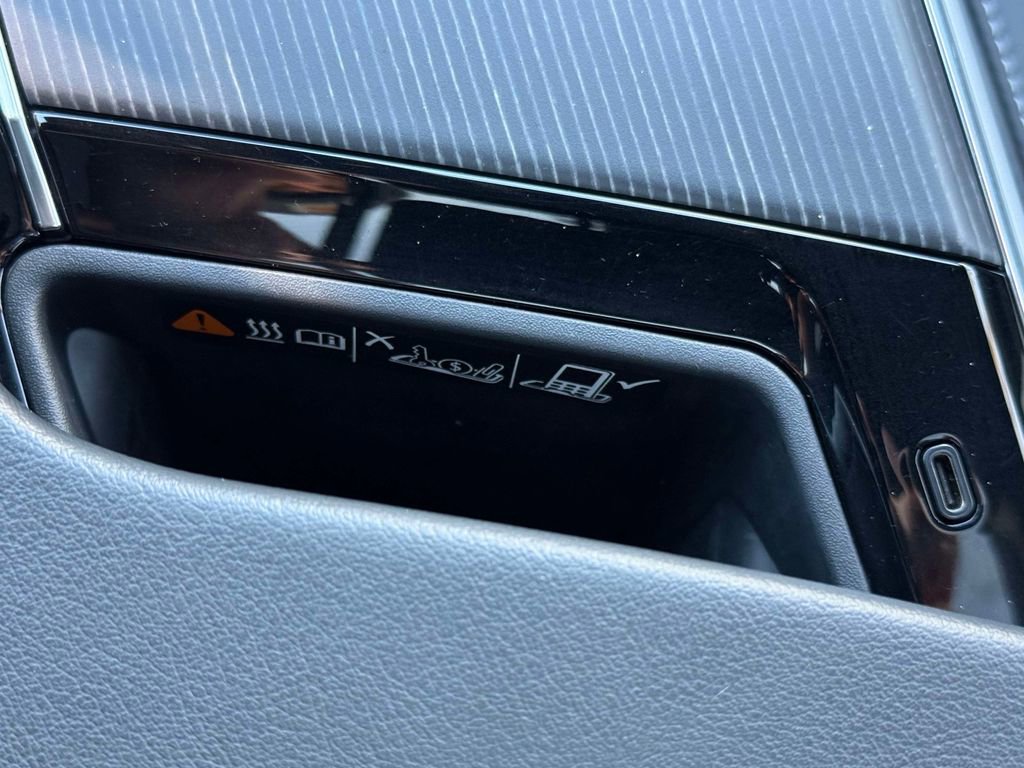 Used 2024 Cadillac Lyriq Luxury w/ LPO, Floor Liner Package image 23