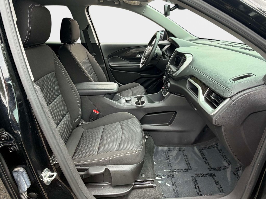 Used 2024 GMC Terrain SLE AWD/4WD image 9