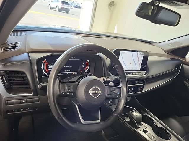 Used 2023 Nissan Rogue Platinum AWD/4WD image 11