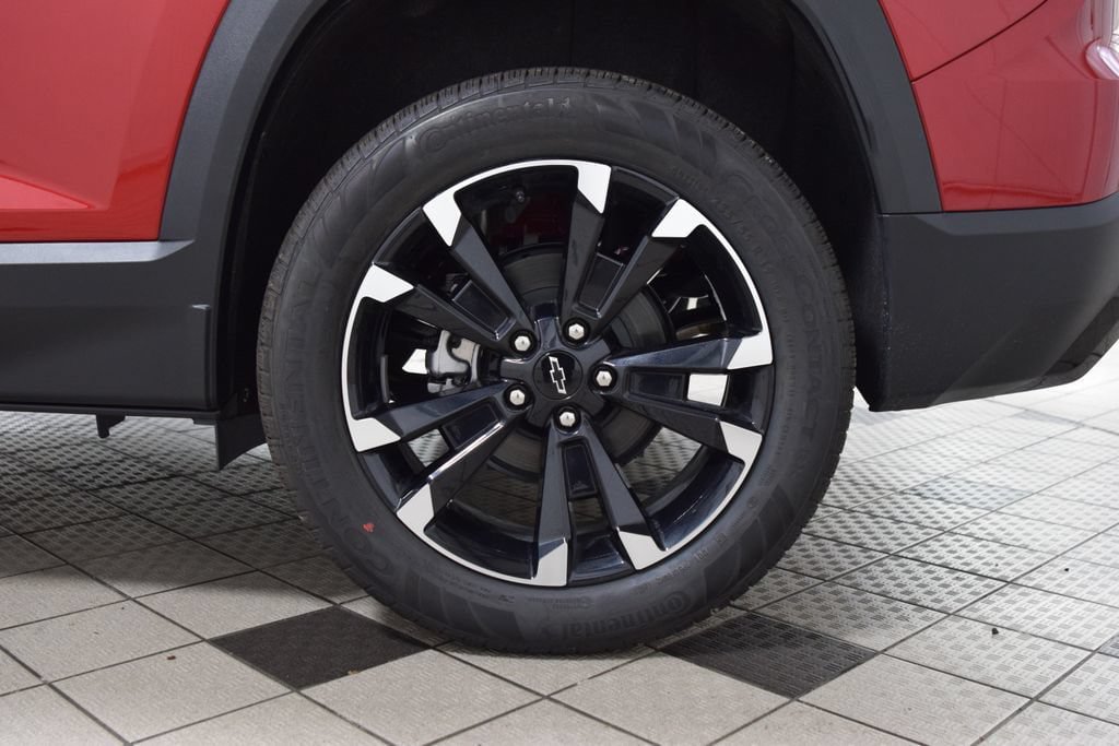New 2027 Chevrolet Equinox RS w/ Safety and Technology Package FWD image 28