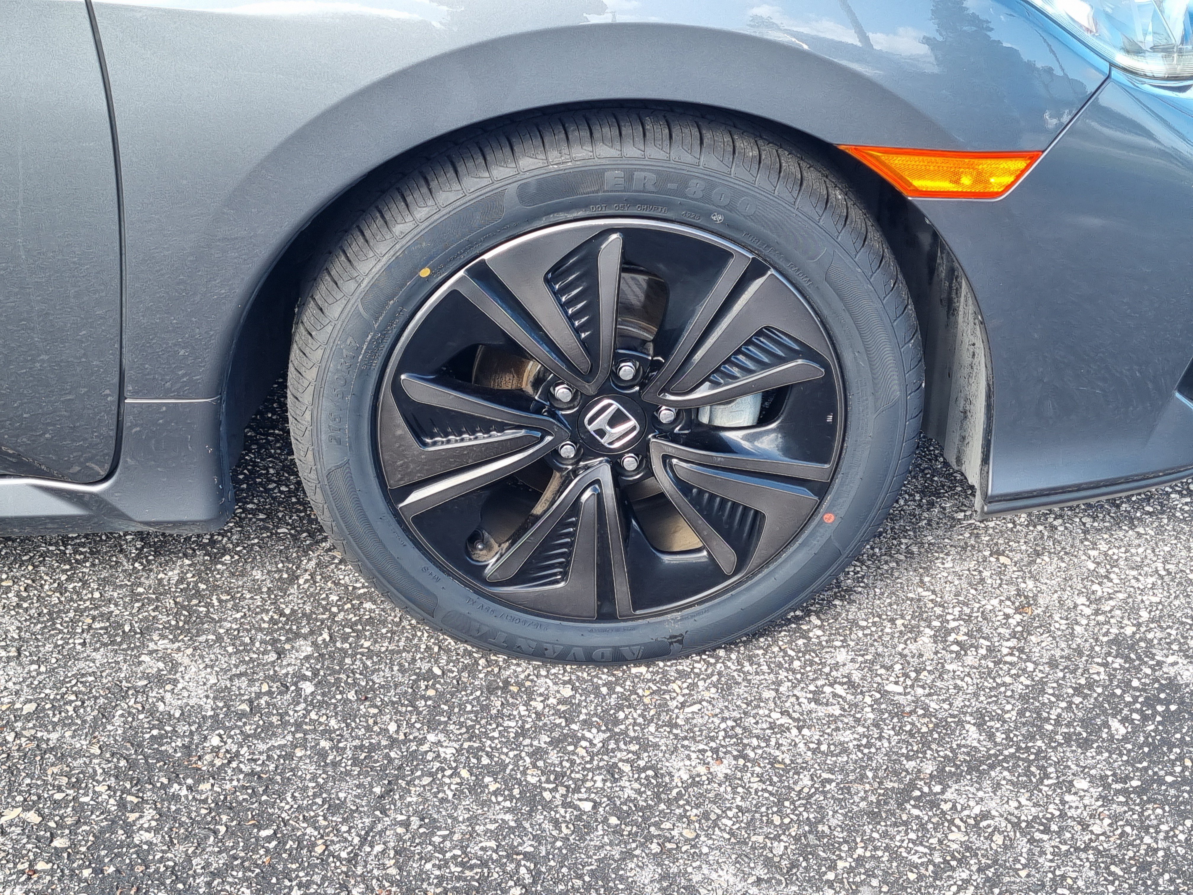 Used 2018 Honda Civic EX image 9