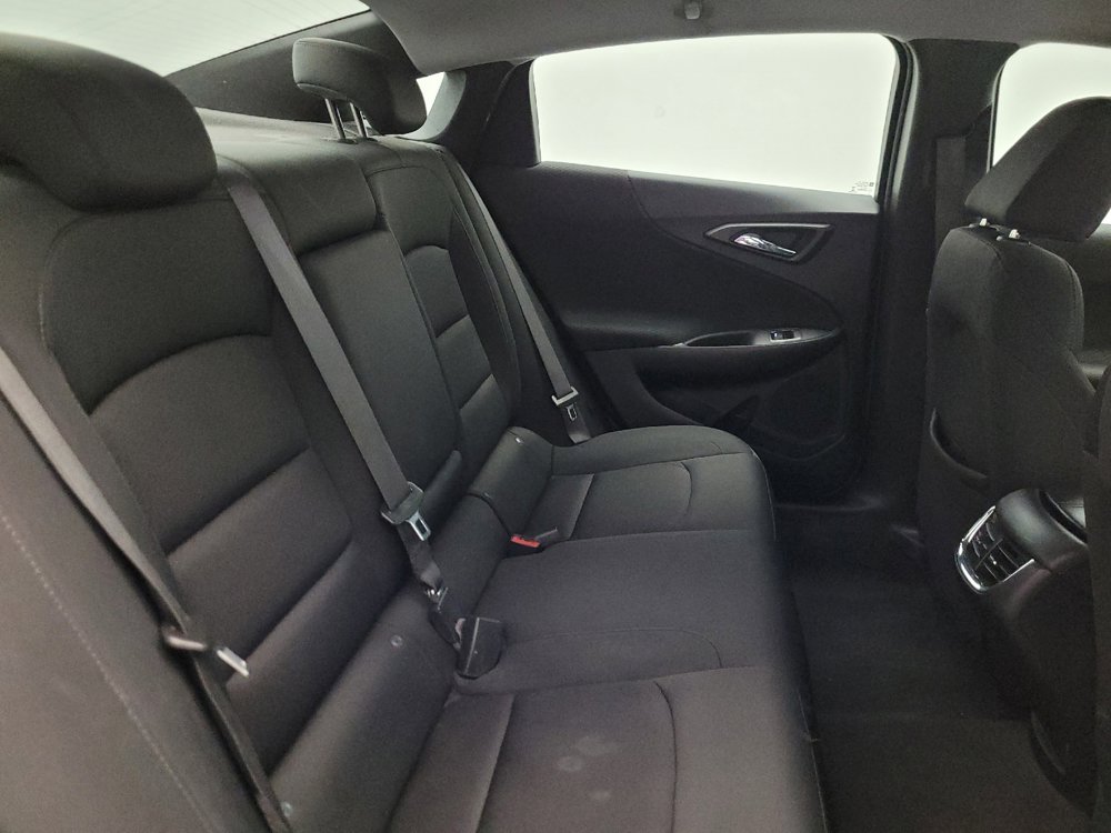 Used 2021 Chevrolet Malibu LT FWD image 19