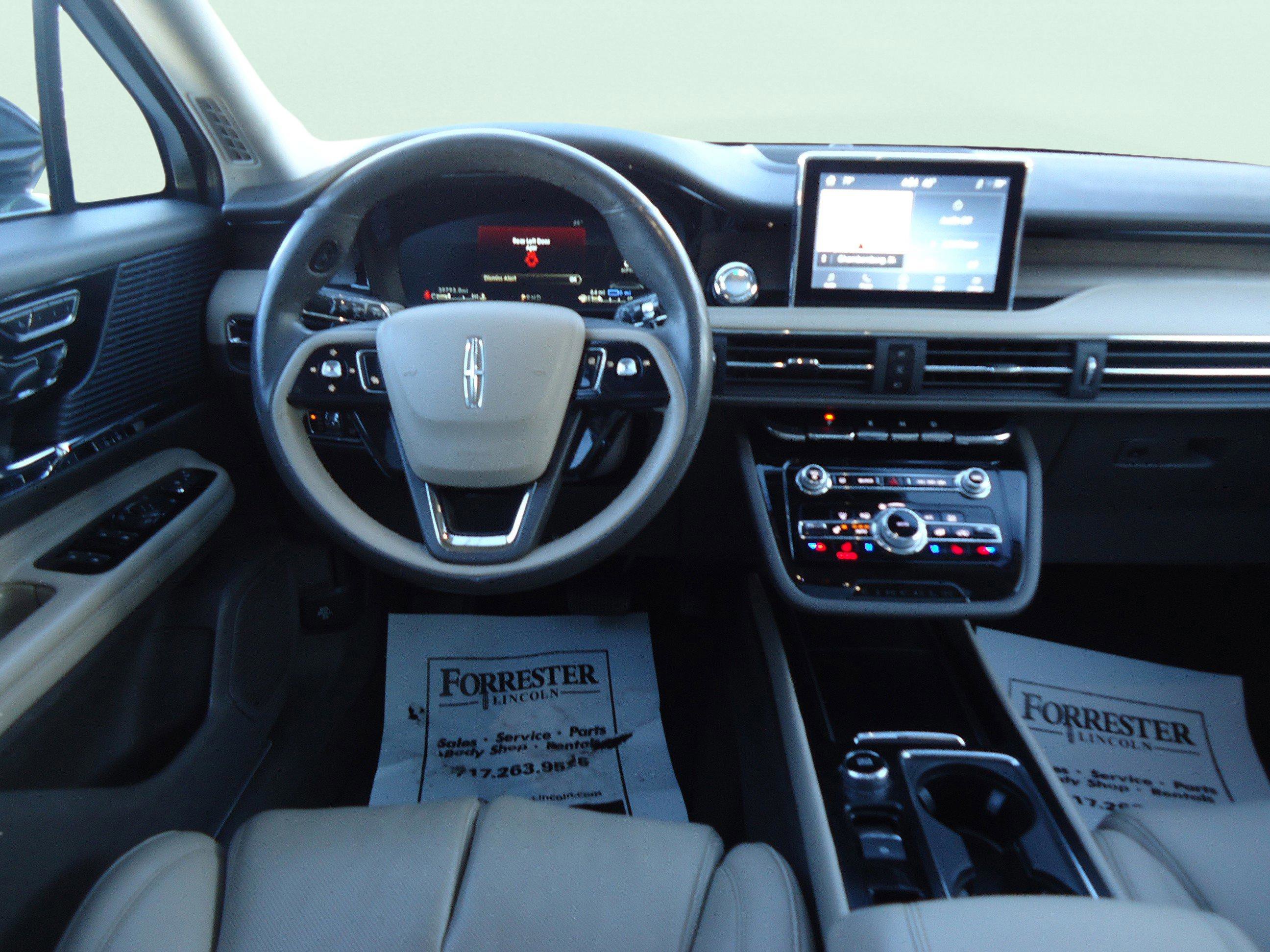 Used 2022 Lincoln Corsair Grand Touring w/ Elements Technology Bundle image 11