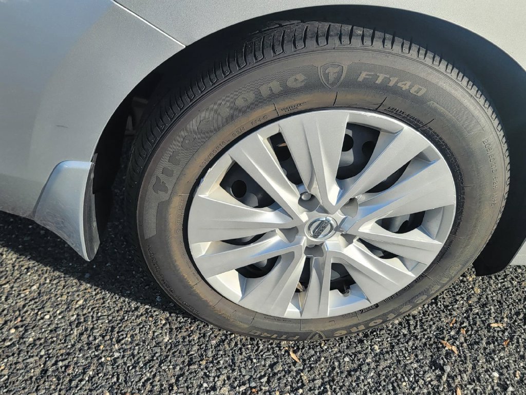 Used 2023 Nissan Sentra S FWD image 10