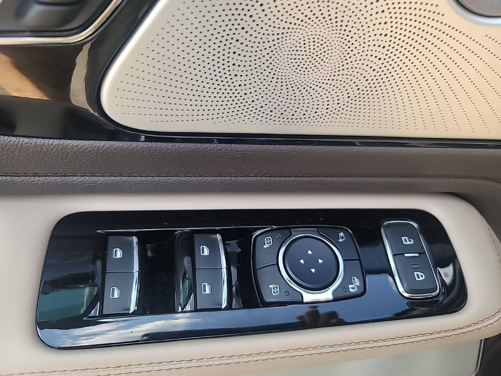Used 2022 Lincoln Aviator Reserve w/ Equipment Group 201A RWD image 14