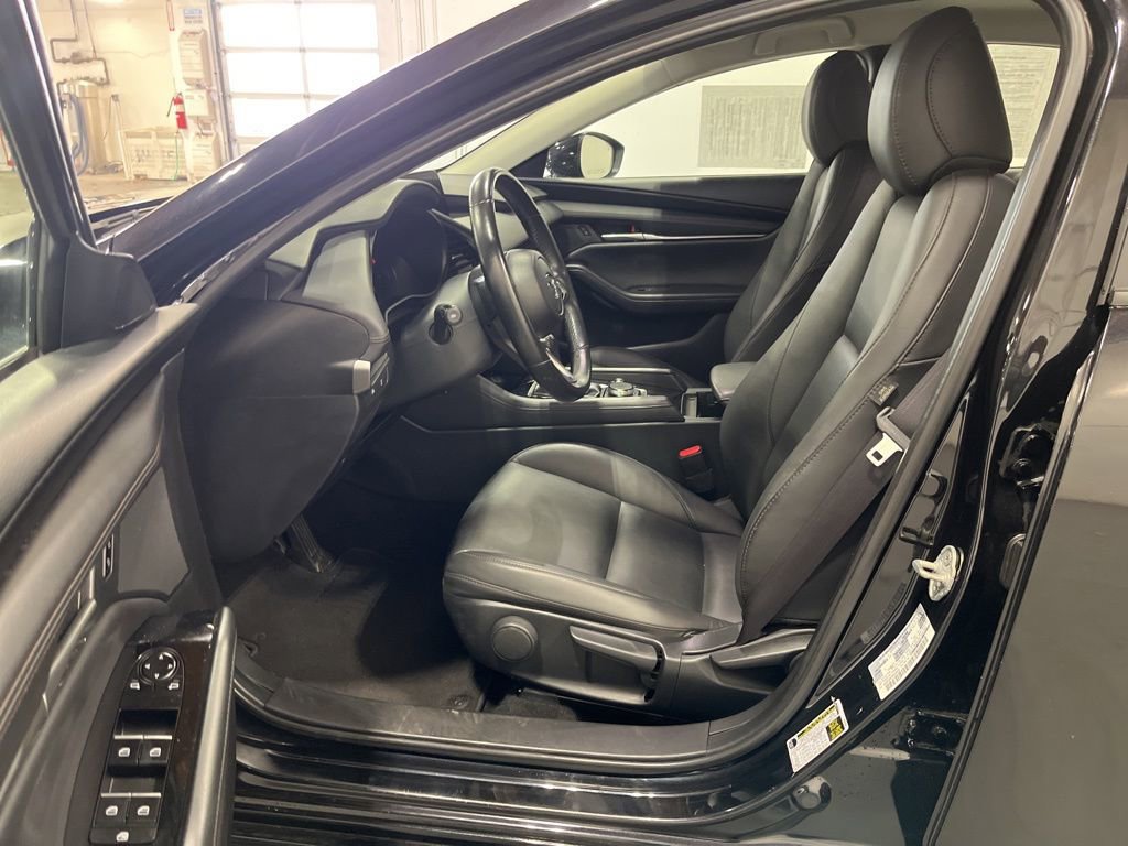 Used 2024 MAZDA MAZDA3 s image 21