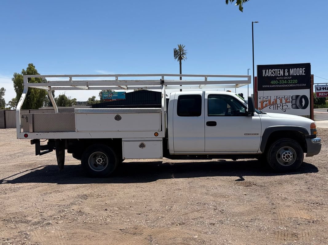 Used 2006 GMC Sierra 3500 W/T RWD image 2