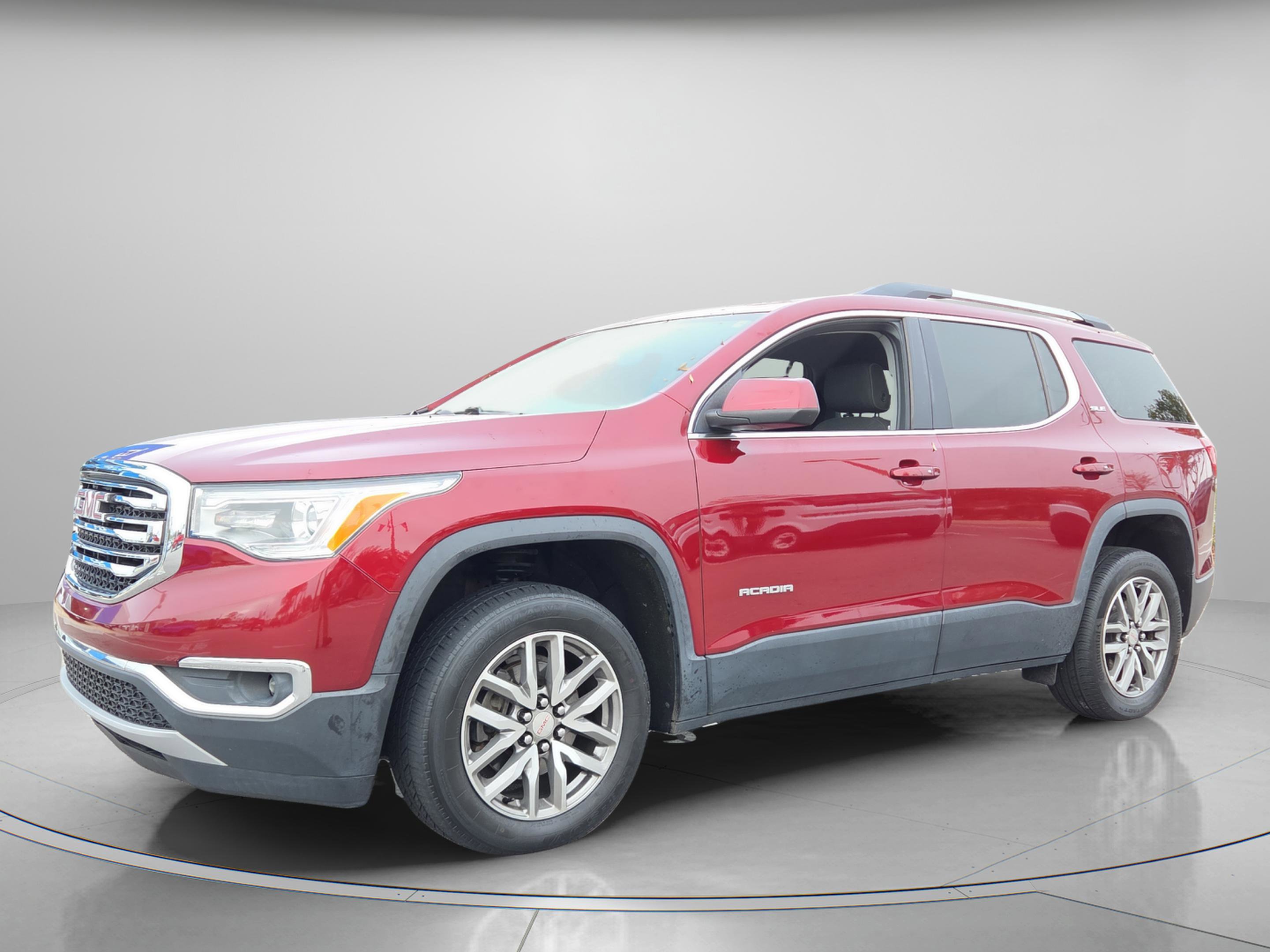 Used 2018 GMC Acadia SLE image 2