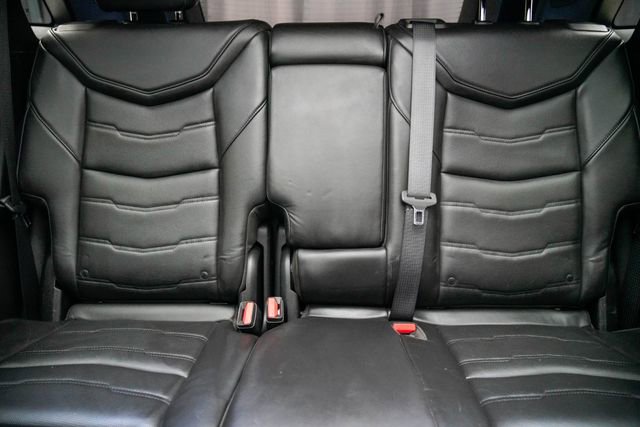 Used 2017 Cadillac XT5 Platinum w/ Driver Assist Package image 25