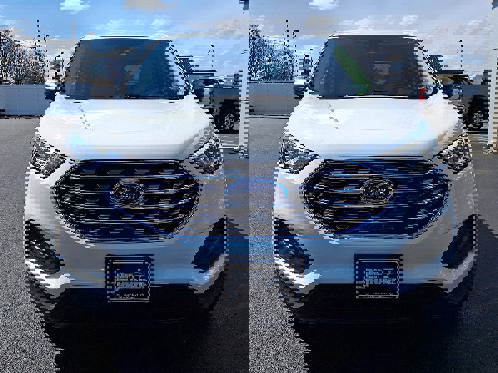 Used 2021 Ford Edge SE image 2