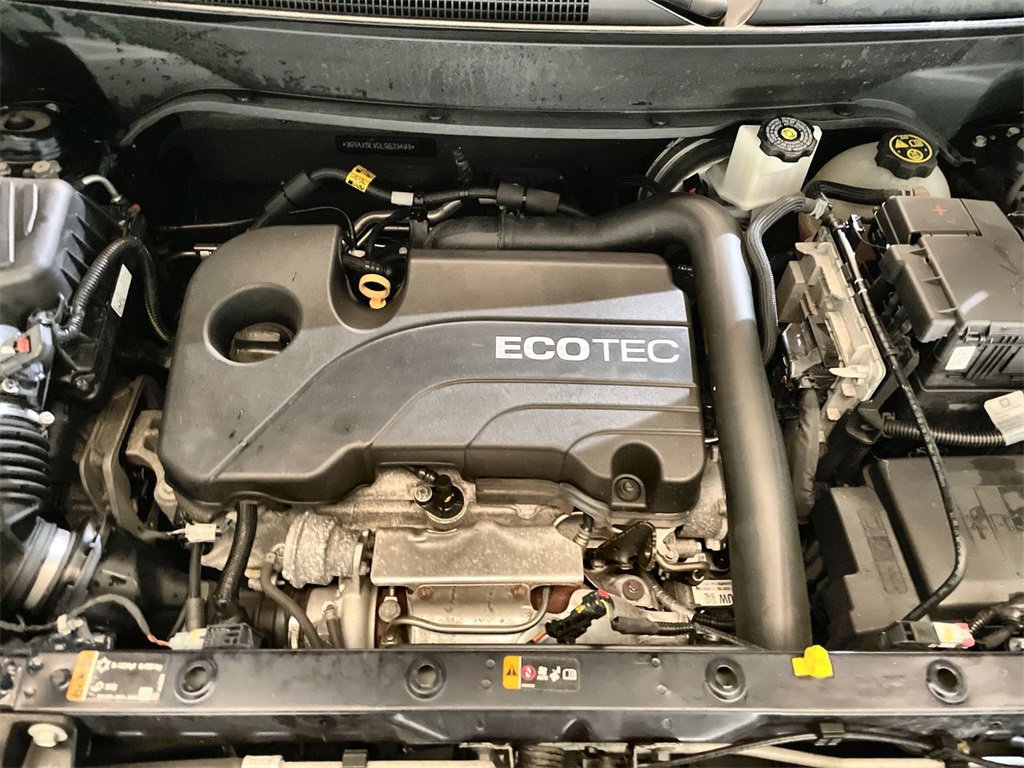 Used 2020 Chevrolet Equinox LS w/ LS Convenience Package image 28