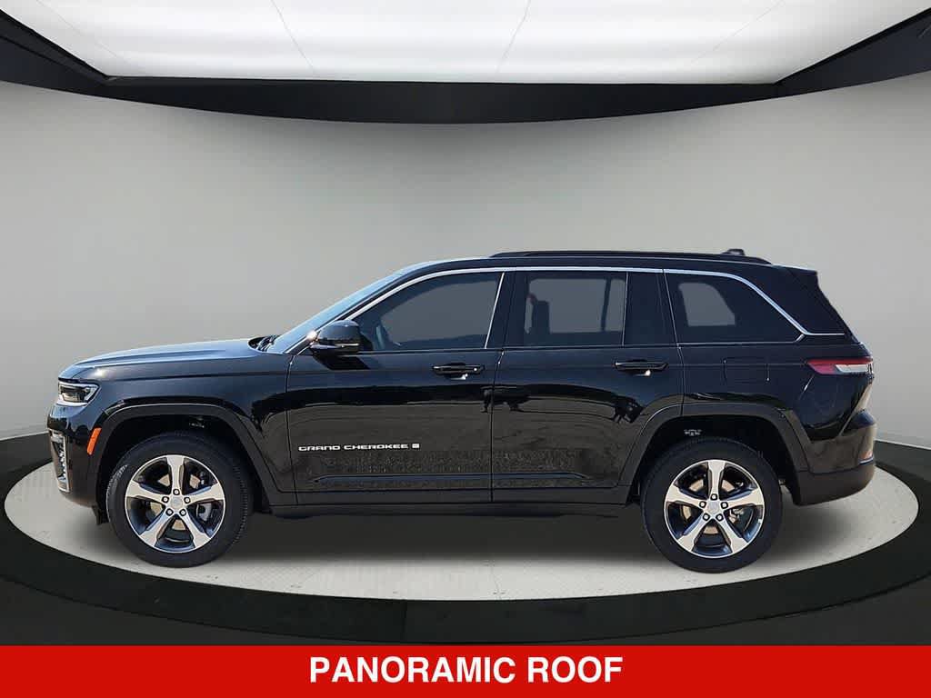 New 2026 Jeep Grand Cherokee Limited AWD/4WD image 3