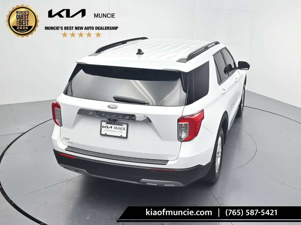 Used 2023 Ford Explorer XLT w/ Equipment Group 202A RWD image 49