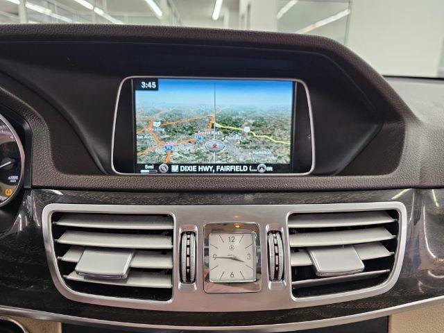 Used 2016 Mercedes-Benz E 350 4MATIC Sedan image 16