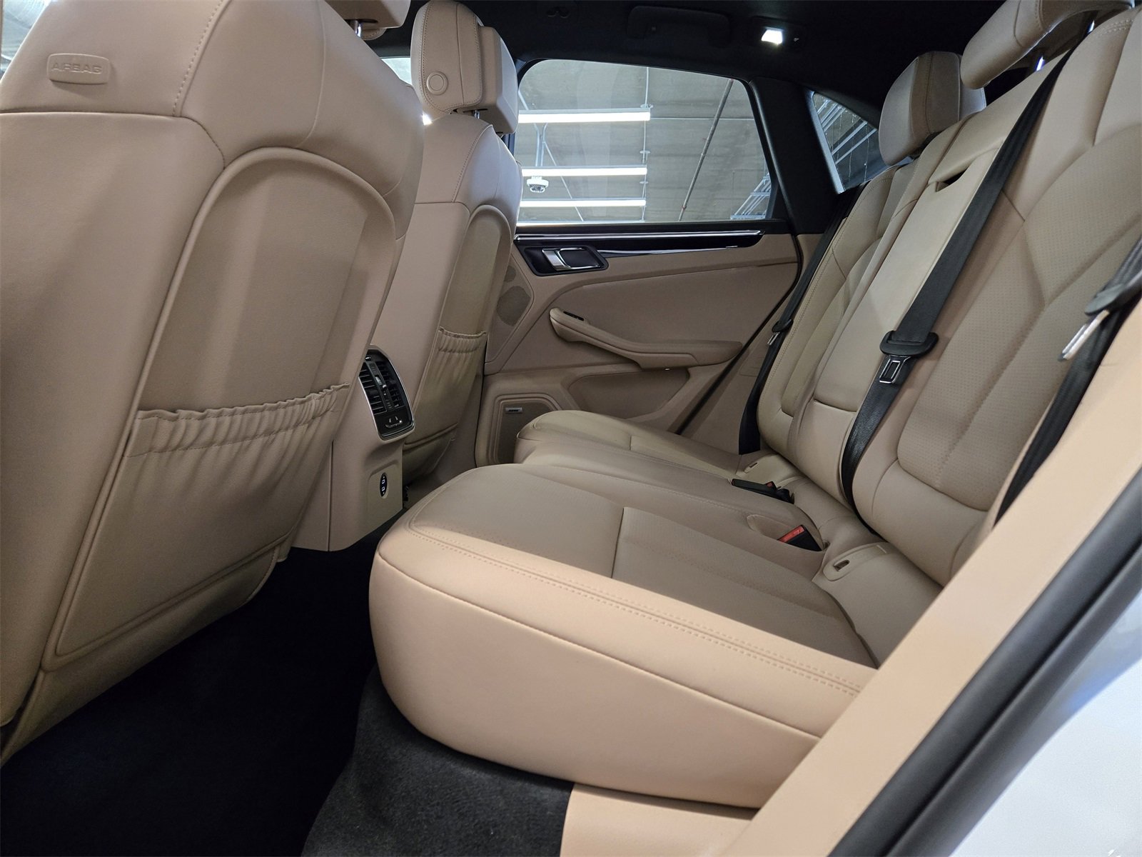 New 2025 Porsche Macan image 17