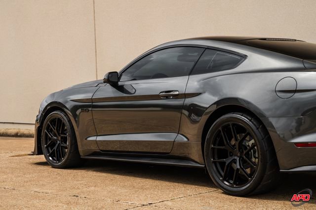 Used 2018 Ford Mustang GT w/ Black Accent Pkg RWD image 43