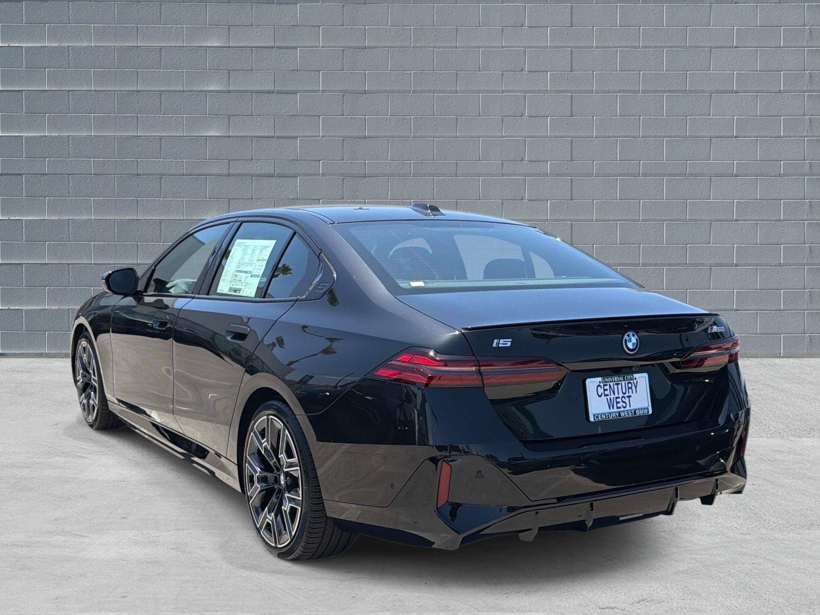 New 2026 BMW i5 M60 w/ Premium Package AWD/4WD image 3