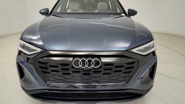 Used 2024 Audi Q8 e-tron Premium Plus w/ Premium Plus Package AWD/4WD image 24