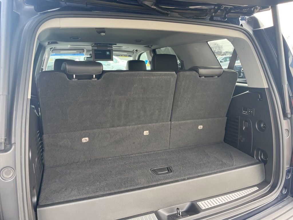 Used 2018 Chevrolet Tahoe Premier AWD/4WD image 17