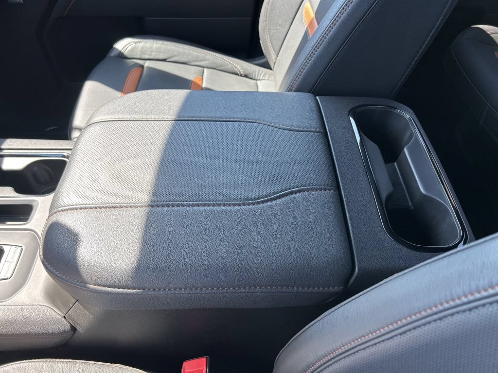 Used 2025 GMC Sierra 1500 AT4 AWD/4WD image 43