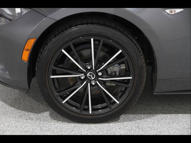 Certified 2025 MAZDA MX-5 Miata Grand Touring RWD image 22