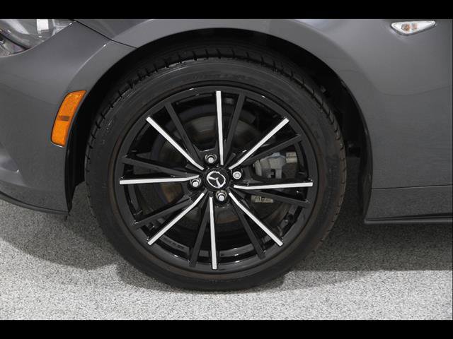Certified 2025 MAZDA MX-5 Miata Grand Touring RWD image 22