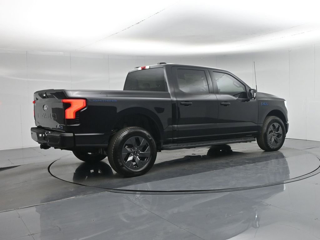New 2025 Ford F150 Lightning Flash AWD/4WD image 28