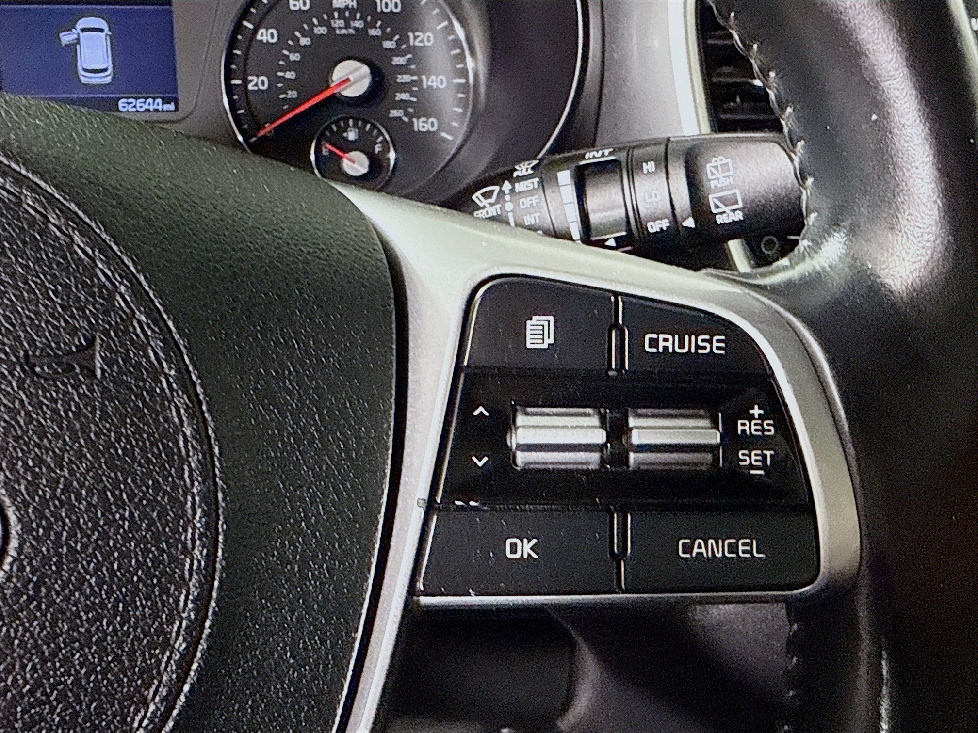 Used 2020 Kia Sorento LX image 11