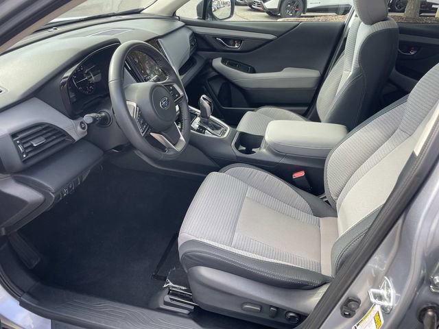 Used 2025 Subaru Outback Premium w/ Popular Package #1A image 12
