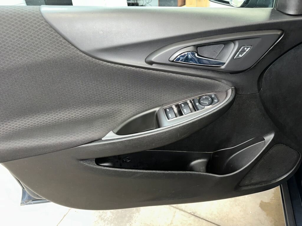 Used 2019 Chevrolet Malibu RS w/ LPO, Convenience Package 1 image 6